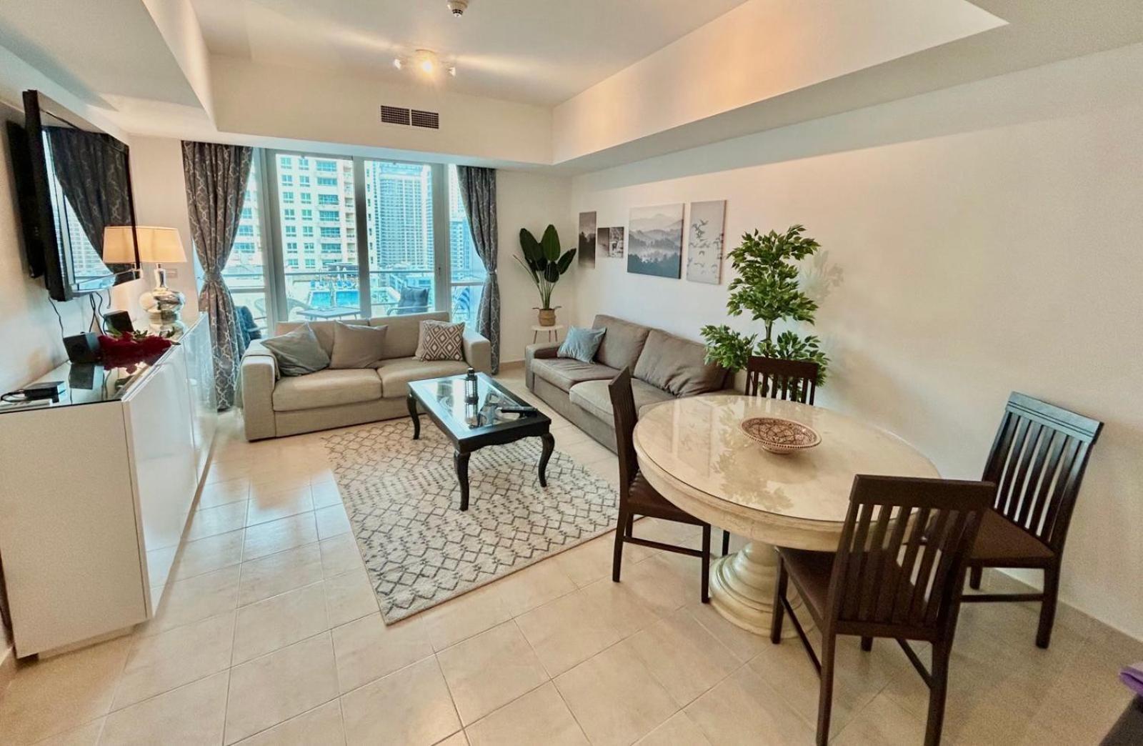 Marina View With Pool, Gym, Tennis Court, 5 Mins To Beach 두바이 외부 사진