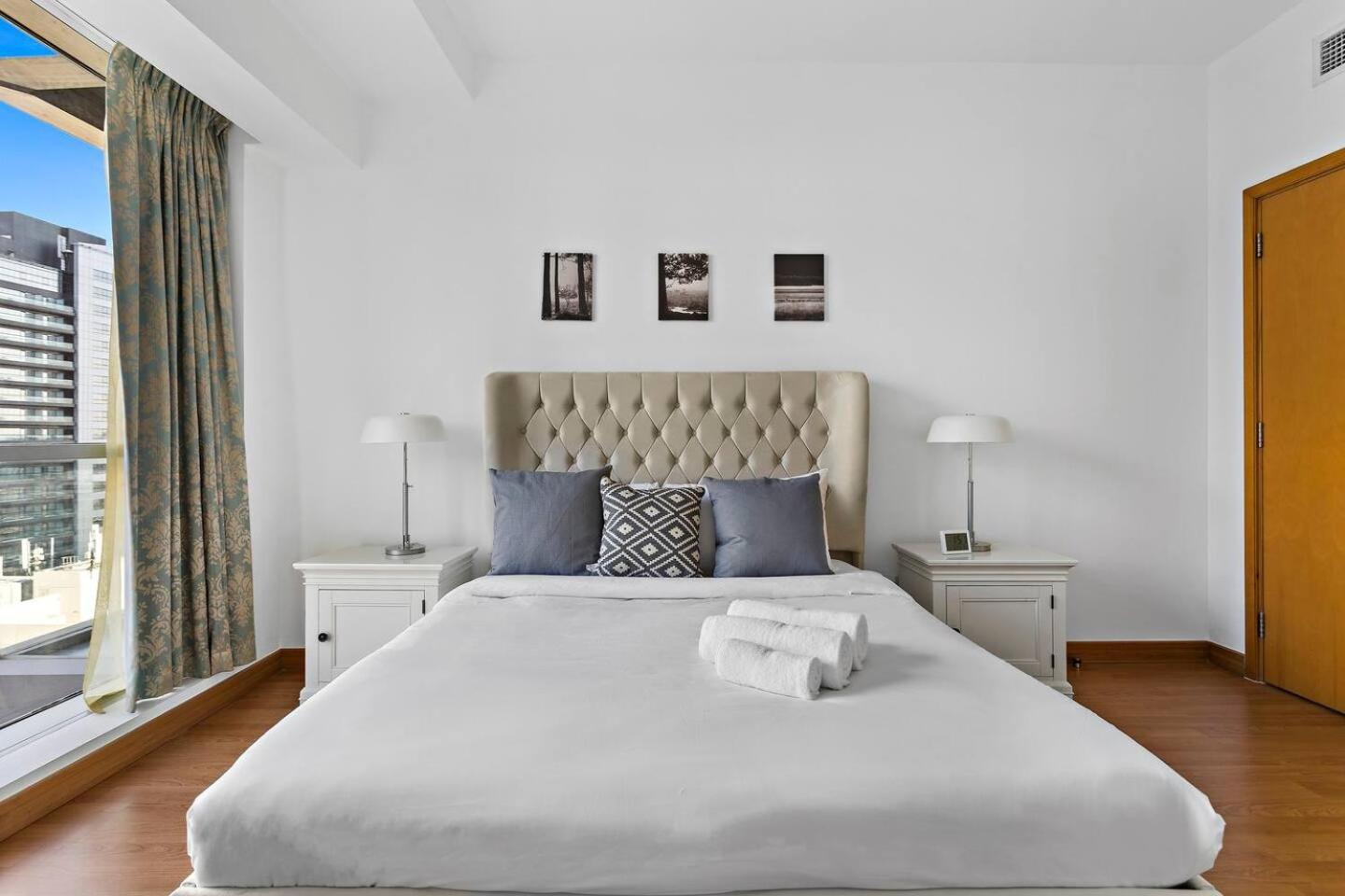 Marina View With Pool, Gym, Tennis Court, 5 Mins To Beach 두바이 외부 사진